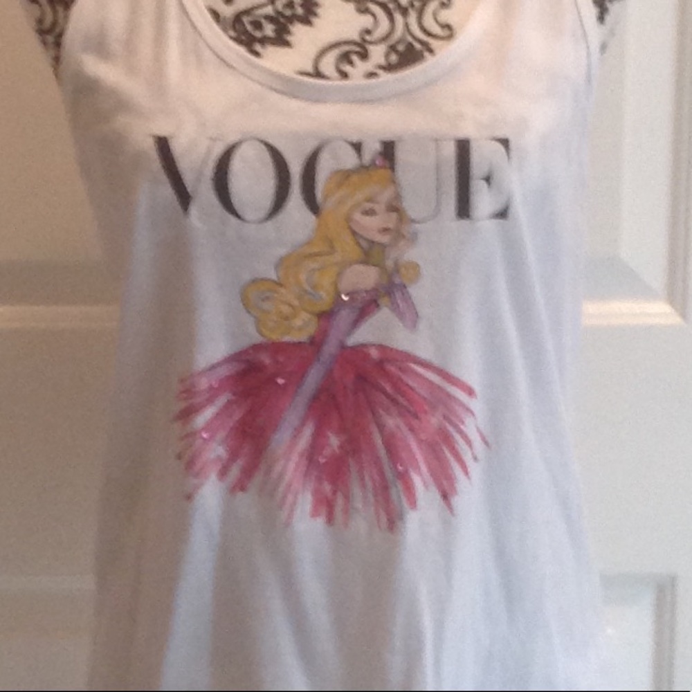 🌺 Girly Racerback Tank 🌺